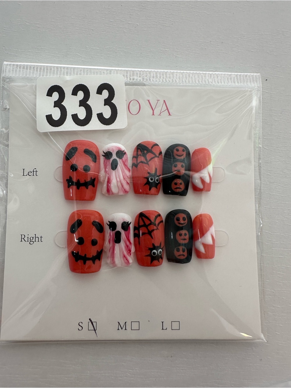 Halloween Size Small Press-On Nail Set in Orange, Black & White